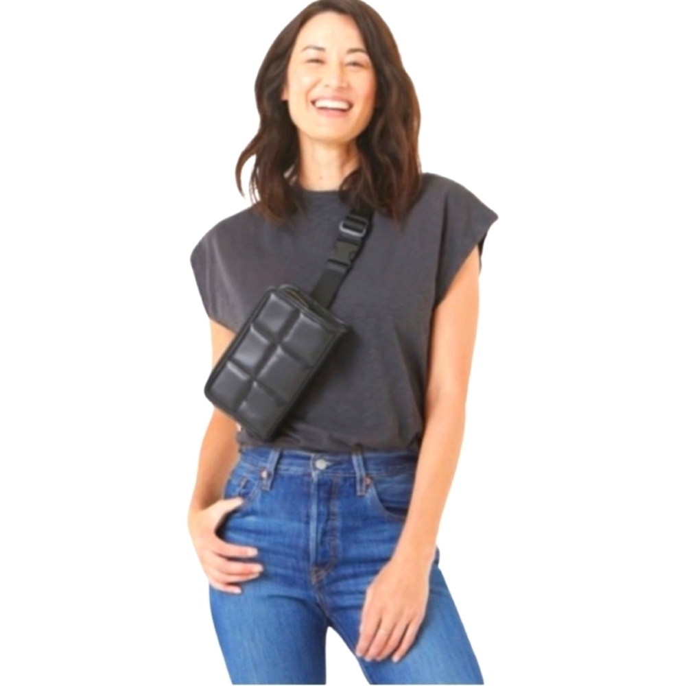 AMANDA UPRICHARD NY Black Vegan Leather Quilted Fanny Pack Belt Bag crossbody - Picture 2 of 9